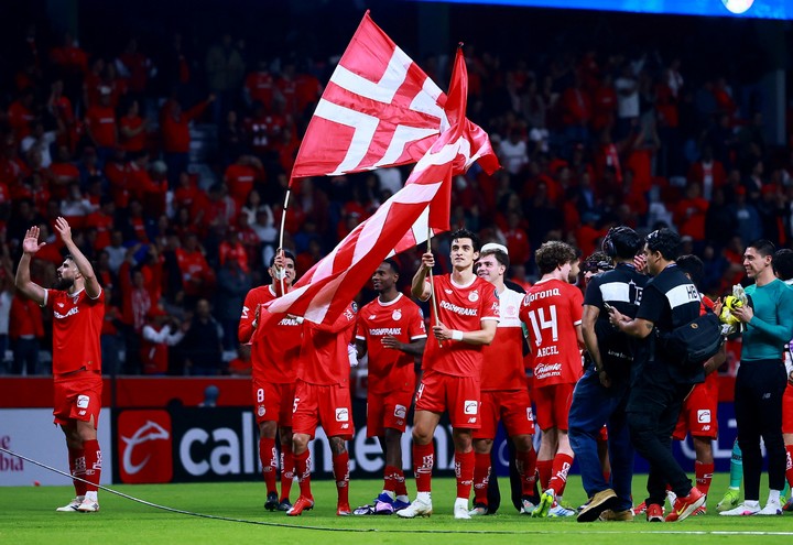 Toluca festeja su clasificación a la final. REUTERS/Eloisa Sanchez