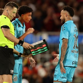 Robinho Jr acusó a Neymar por pegarle y le reclamó medidas a Santos