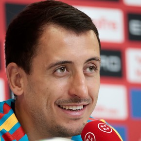 Mikel Oyarzabal sobre un posible España - Argentina en el Mundial: "Es inevitable tenerlo en mente"