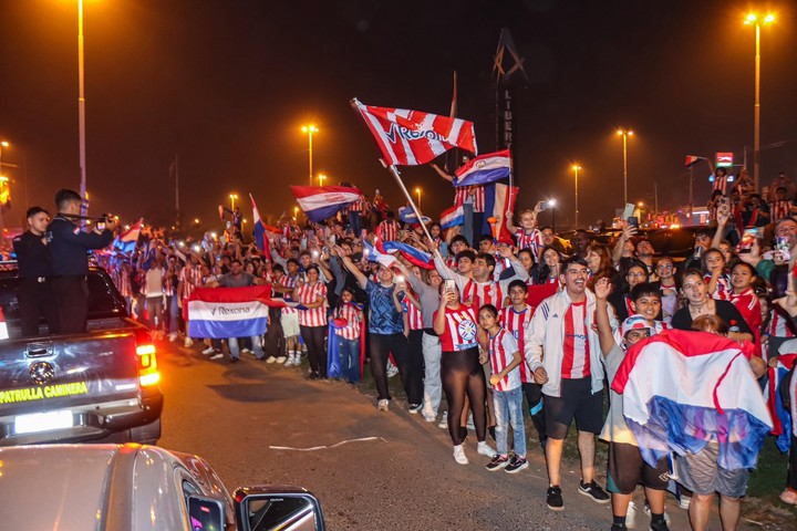La despedida de Paraguay hacia el Mundial. (Prensa Paraguay)