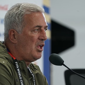 El DT de Argelia: encuentro con Scaloni, la valla invicta y su estrategia con Messi y las estrellas