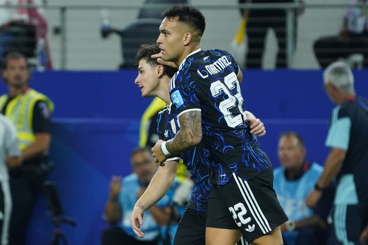 Lautaro y Julián, ante Jordania (Juano Tesone/ Enviado especial).