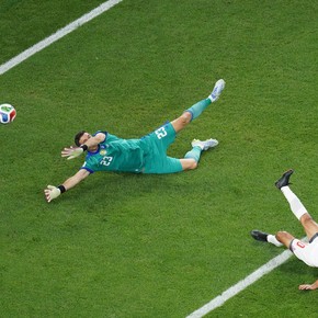 La respuesta de Dibu Martínez a Olé tras el gol que recibió ante Jordania