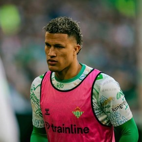 Deossa, el nuevo apuntado en el mercado de River: la postura de Betis que genera expectativa