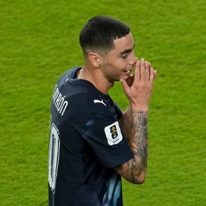 Qué dijo Gustavo Alfaro sobre el arbitraje y la expulsión de Miguel Almirón ante Turquía