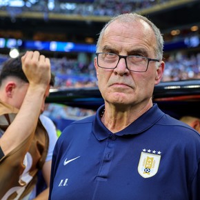 El enojo de Bielsa en conferencia: "No soy ningún modelo" y "tiene un límite lo que uno debe explicar"