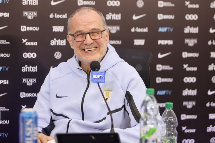 Bielsa disputará su tercera Copa del Mundo como entrenador. EFE/ Gastón Britos