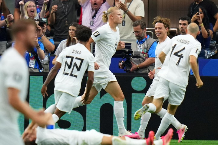 Haaland le dio el triunfo a Noruega ante Costa de Marfil. (EFE)