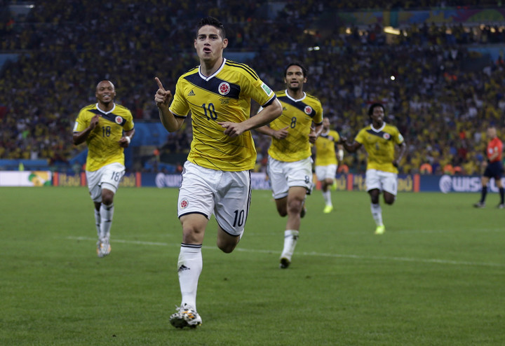 James obtuvo la Bota de Oro del certamen con seis anotaciones. 
