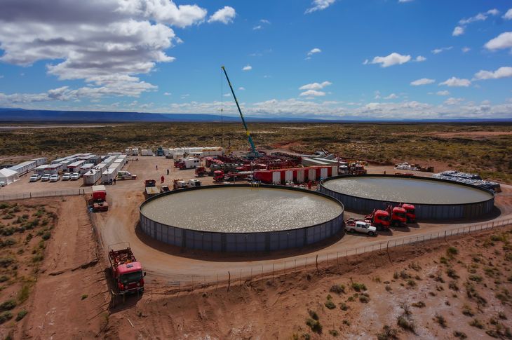 La falta de obra pública atenta contra el desarrollo de Vaca Muerta. 