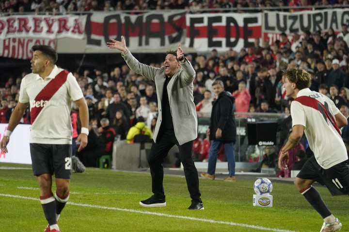Triunfazo del equipo de Ayude (Foto: Fernando de la Orden).