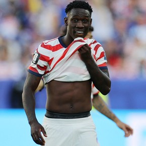 La polémica roja al goleador de Estados Unidos ante Bosnia