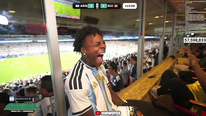 Speed con la camiseta de Argentina en el partido con Suiza. (Captura YT/Ishowspeed)