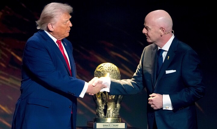 Donald Trump y Gianni Infantino (AP Photo / Chris Carlson).