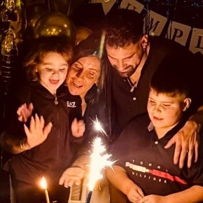 Milton Giménez, entre un cumpleaños con invitados especiales y un futuro incierto en Boca