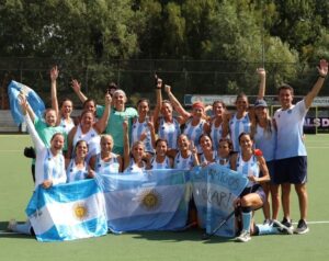 Con la inoxidable Vanina Oneto, Argentina se consagró bicampeona de la Copa Mundial femenina de hockey +50