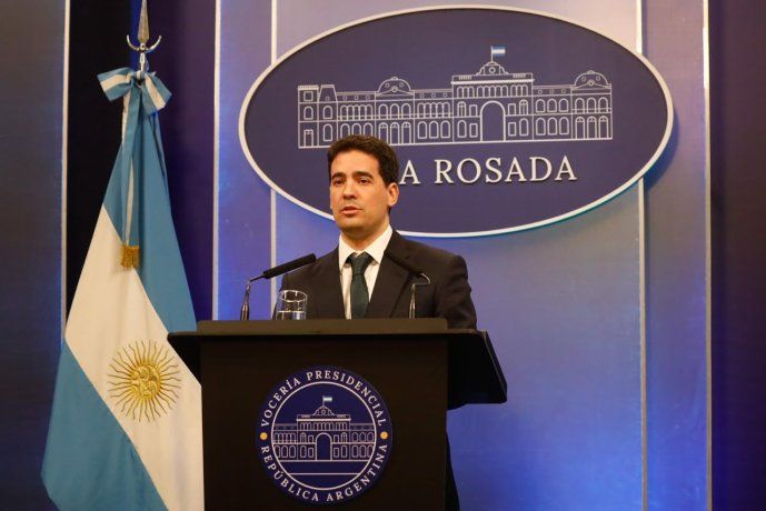 Adri&aacute;n Ravier habl&oacute; sobre el buque brit&aacute;nico en Ushuaia.