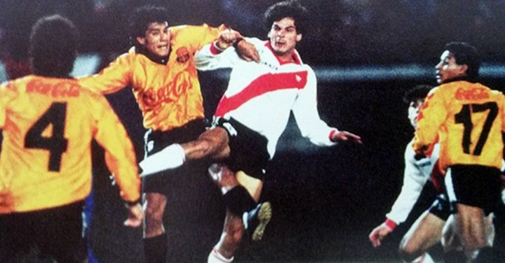 Barcelona contra River en 1990.