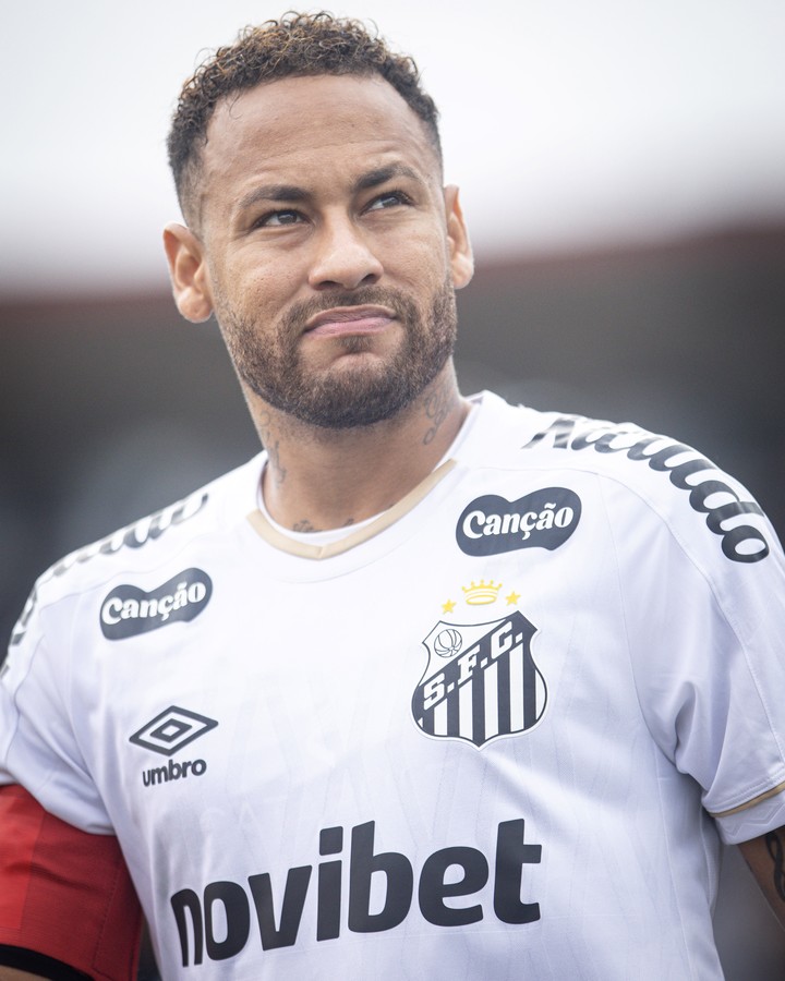 Neymar, víctima de una nueva regla en Brasil. Fotos: Reinaldo Campos/ Santos F.C.