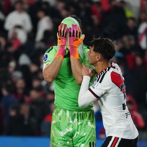 Otro papelón de River: afuera de la Sudamericana y ¿se va Coudet?