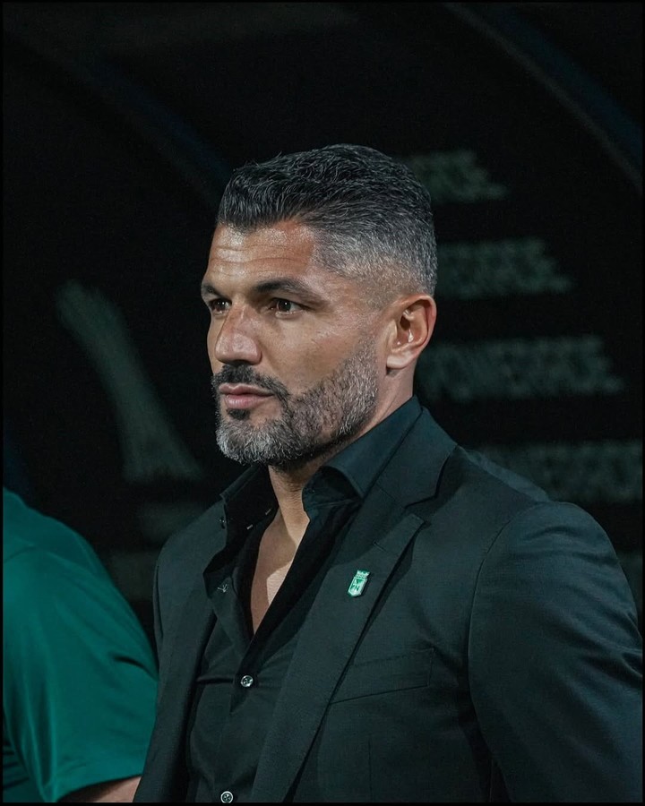 Javier Gandolfi, DT de León.
