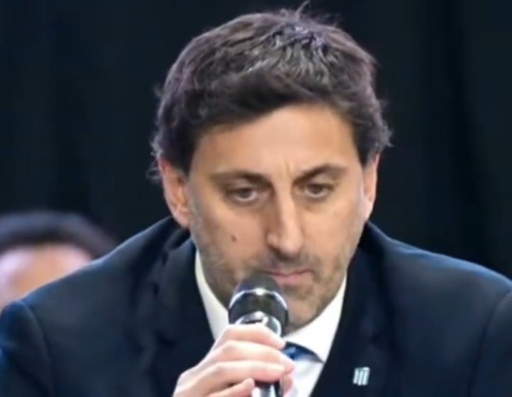 Diego Milito.