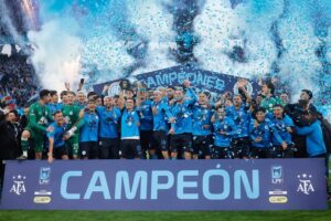 La tabla anual: Independiente Rivadavia puntero, Boca se acerca a Libertadores y River en Sudamericana