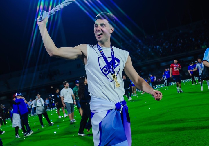 Paradela, campeón del Clausura 2026 en México con el Cruz Azul (IG José Paradela).