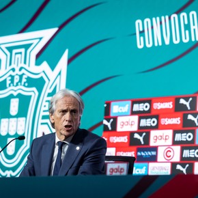 Jorge Jesús le puso los puntos a Cristiano Ronaldo tras citarlo para la Nations League: "Si no rinde, no juega"