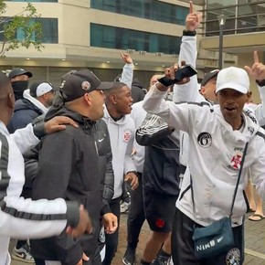 La fiesta de los hinchas de Vasco en las calles de Buenos Aires