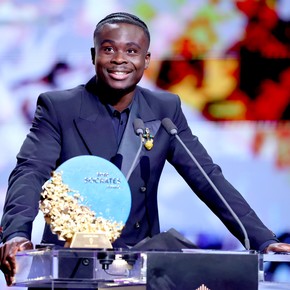 Qué es el Premio Sócrates, ganado por Bukayo Saka en plena gala del Balón de Oro