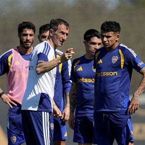 Flores volvió a Boca: la decisión que debe tomar Arruabarrena ante Unión