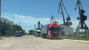 EL PUERTO DE BARRANQUERAS DE FORTALECE SU ACTIVIDAD LOGÍSTICA CON EL INGRESO DE PRODUCTOS DE BRASIL Y PARAGUAY