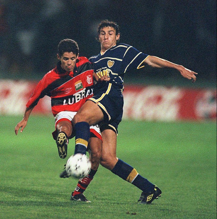 Matellán contra Flamengo en 1998.