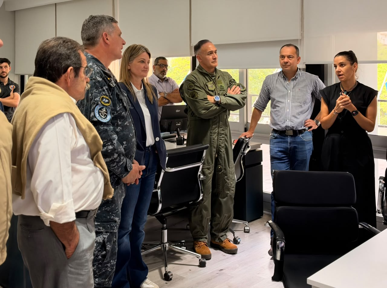 LA ARMADA Y LA FUERZA AÉREA RATIFICARON SU PREDISPOSICIÓN PARA TRABAJAR JUNTO AL GOBIERNO DEL CHACO