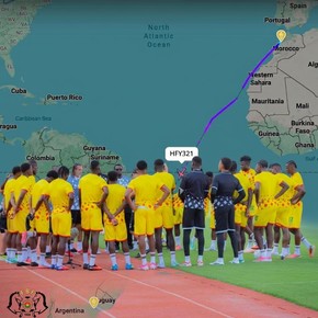 Selección: Burkina Faso subió al avión con mayoría de Sub 23 y una sola figura, y ya está en viaje rumbo a Argentina
