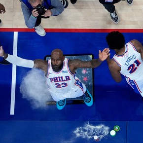 Arranca la NBA con una incógnita: ¿LeBron está para campeón en su primer año en Philadelphia?
