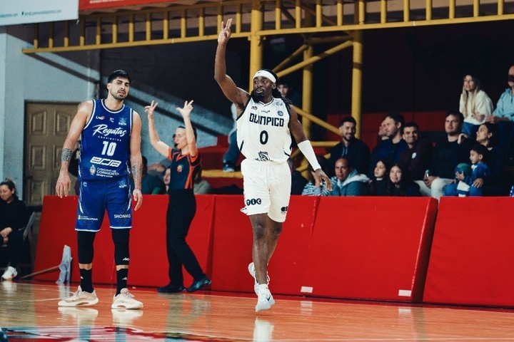 Olímpico le ganó a Regatas (LNB).