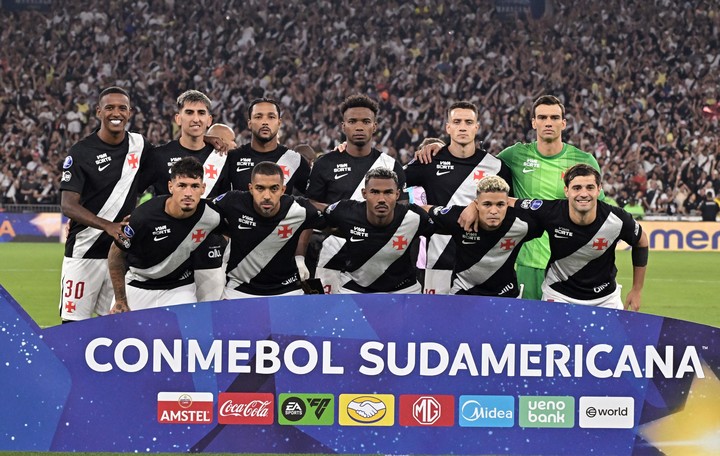 Tras caer ante Boca, el Vasco da Gama se juega un partido clave por la permanencia en el Brasileirao (REUTERS).
