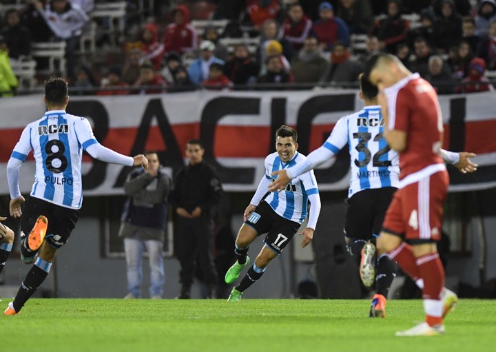 El festejo de Acuña por su gol a River en 2017 (Foto: Maxi Luna/telam).