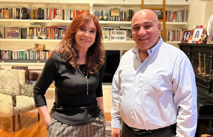Cristina Kirchner recibió a Juan Manzur en San José 1111.